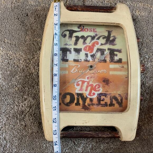 Decorative Antique/Rustic/Vintage Standing table clock works with batteries - Picture 9 of 9